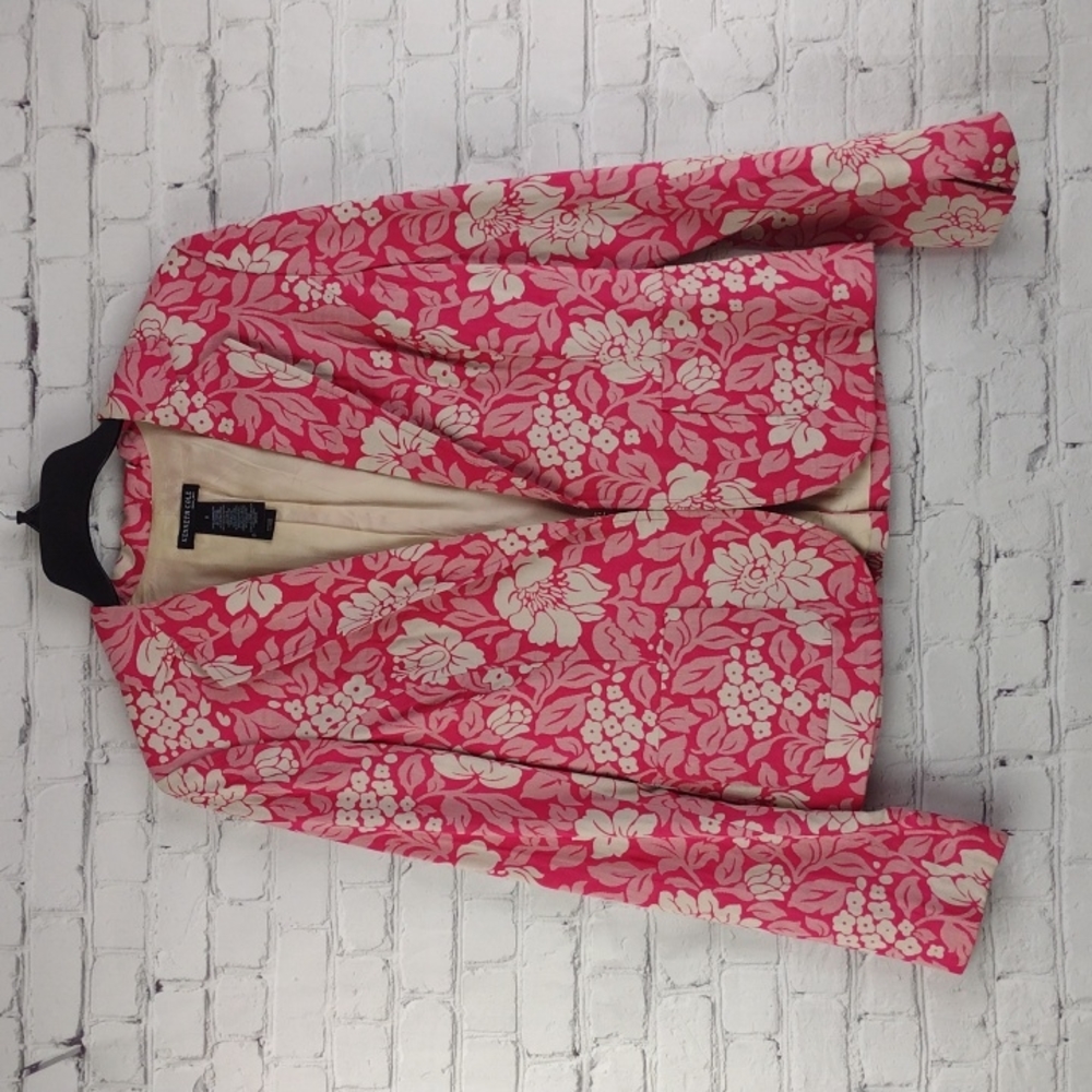 Kenneth Cole Size 8  Pretty Pink Floral Jacket